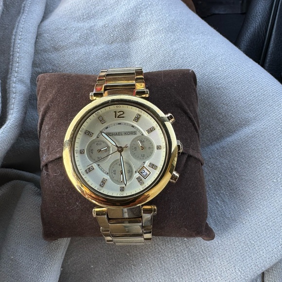 Michael Kors Jewelry - watch MK